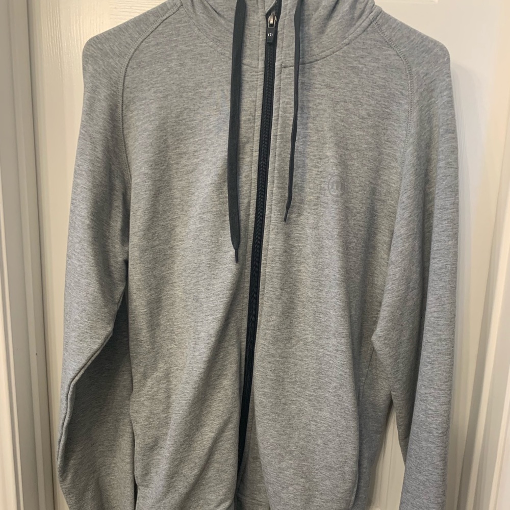 Travis Matthew hoodie